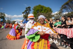 Desfile de Llamadas de Admisión Desfile de Llamadas de Admisión