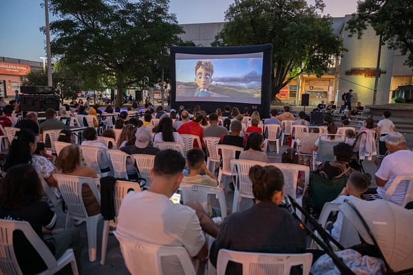Cine de Verano: un ciclo “muy valioso para que disfruten niñas y niños”