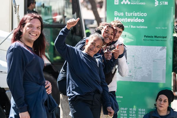 La alegría de Uruguay Impulsa invadió la explanada de la IM